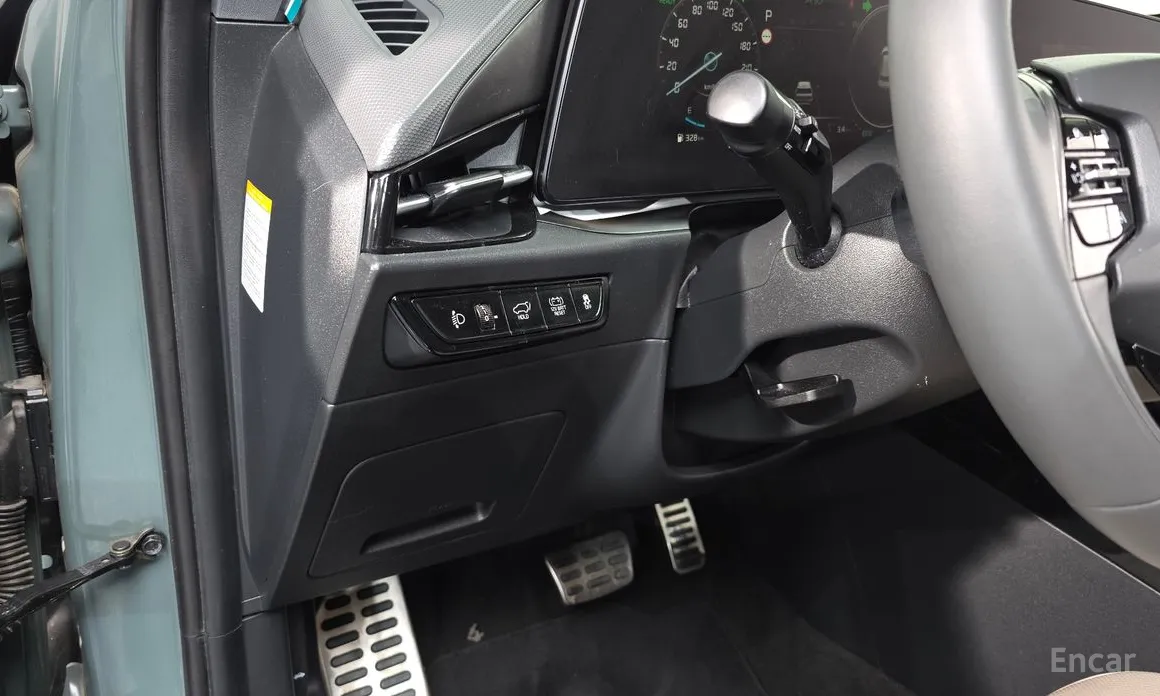 Фото 13 - Kia Niro