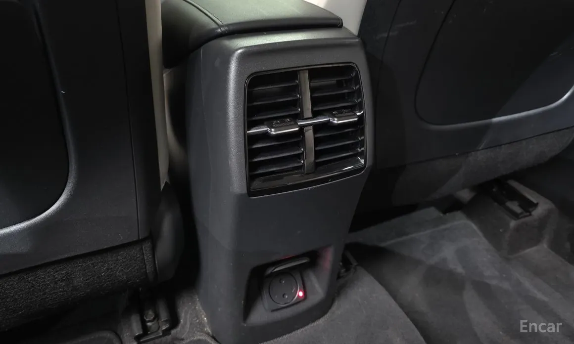 Фото 18 - Kia Niro