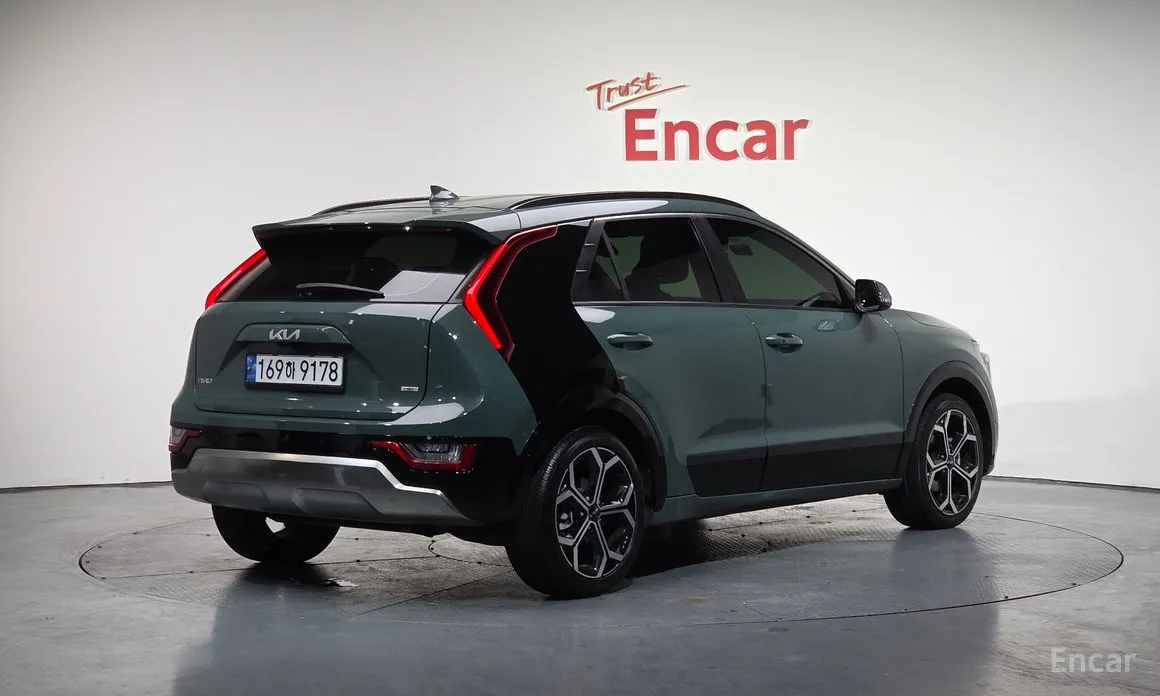 Фото 2 - Kia Niro