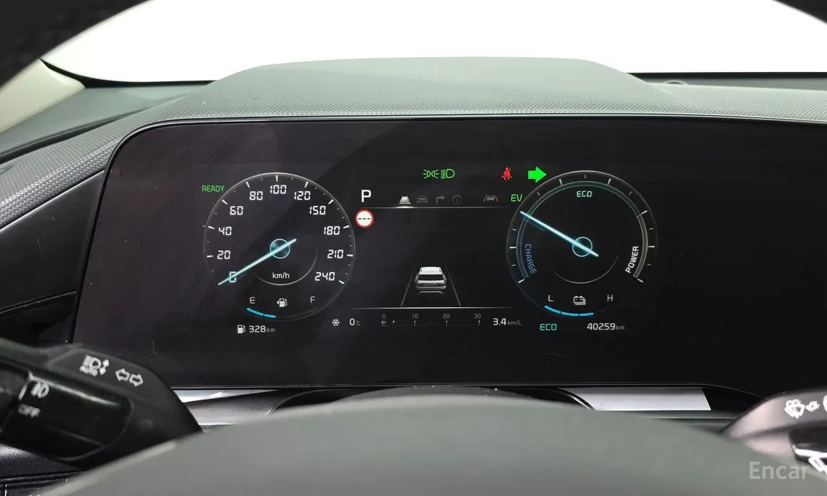 Фото 8 - Kia Niro