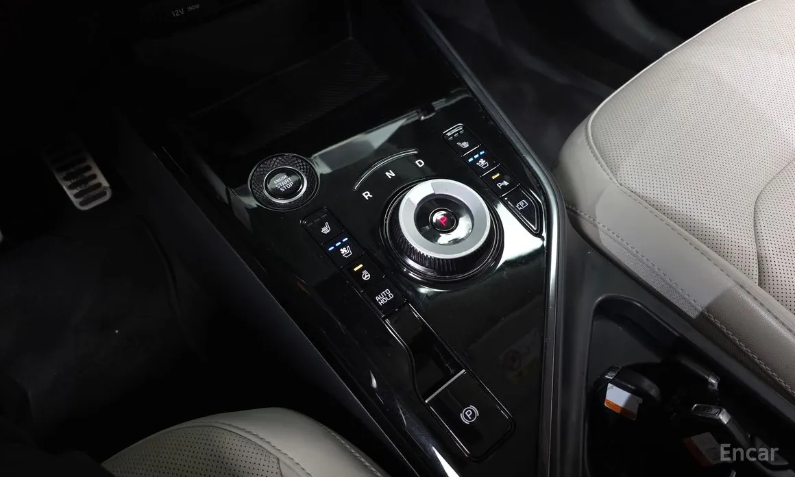 Фото 9 - Kia Niro