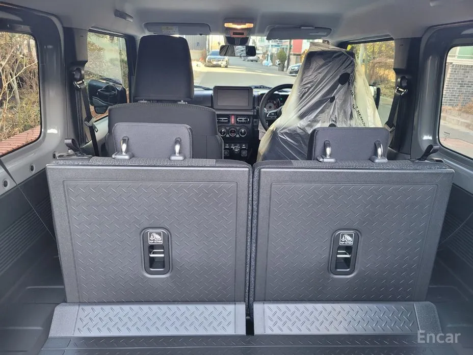 Фото 12 - Suzuki Jimny