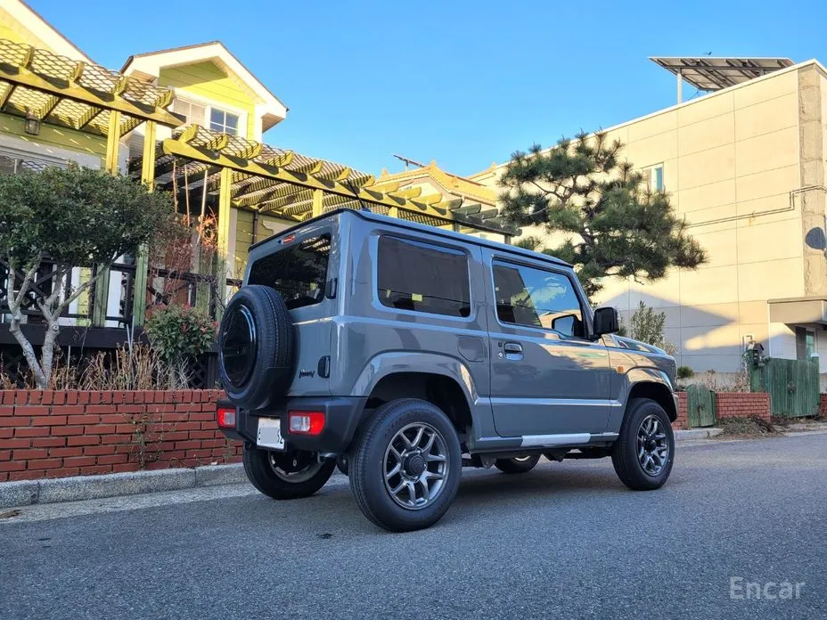 Фото 5 - Suzuki Jimny