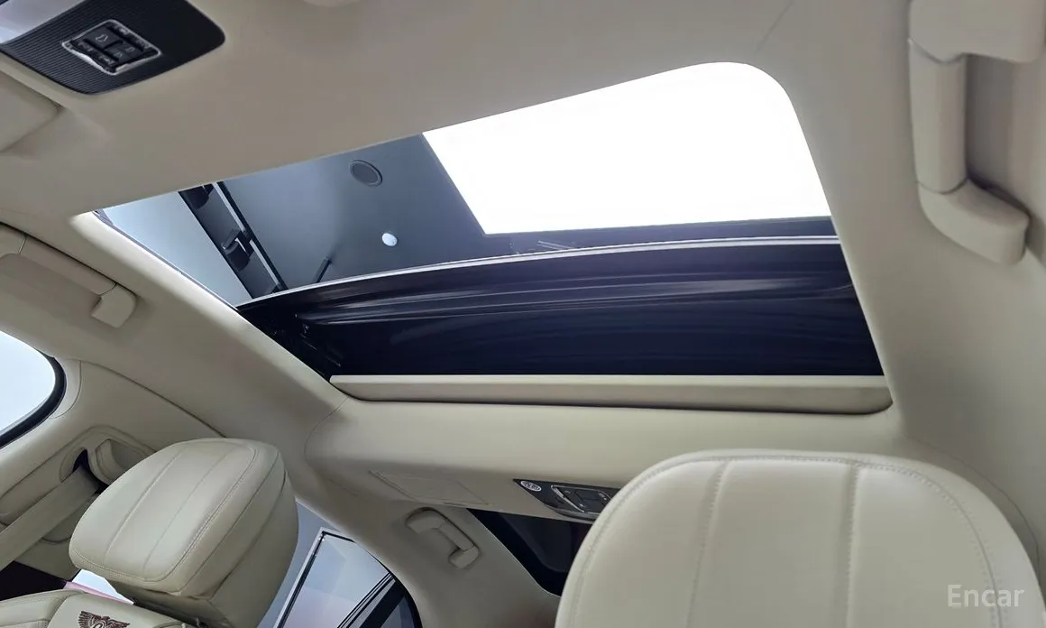 Фото 17 - Bentley Flying Spur