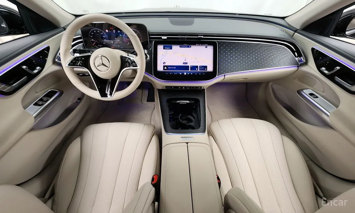 Фото 7 - Mercedes-Benz E-Class