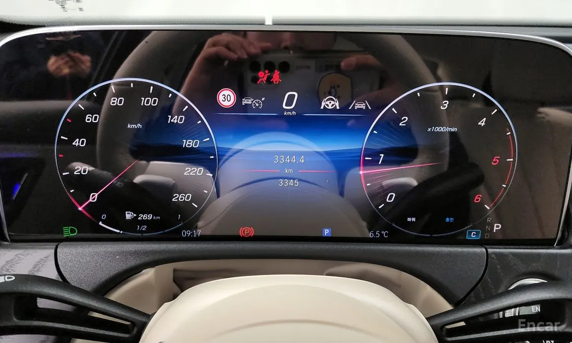 Фото 8 - Mercedes-Benz E-Class