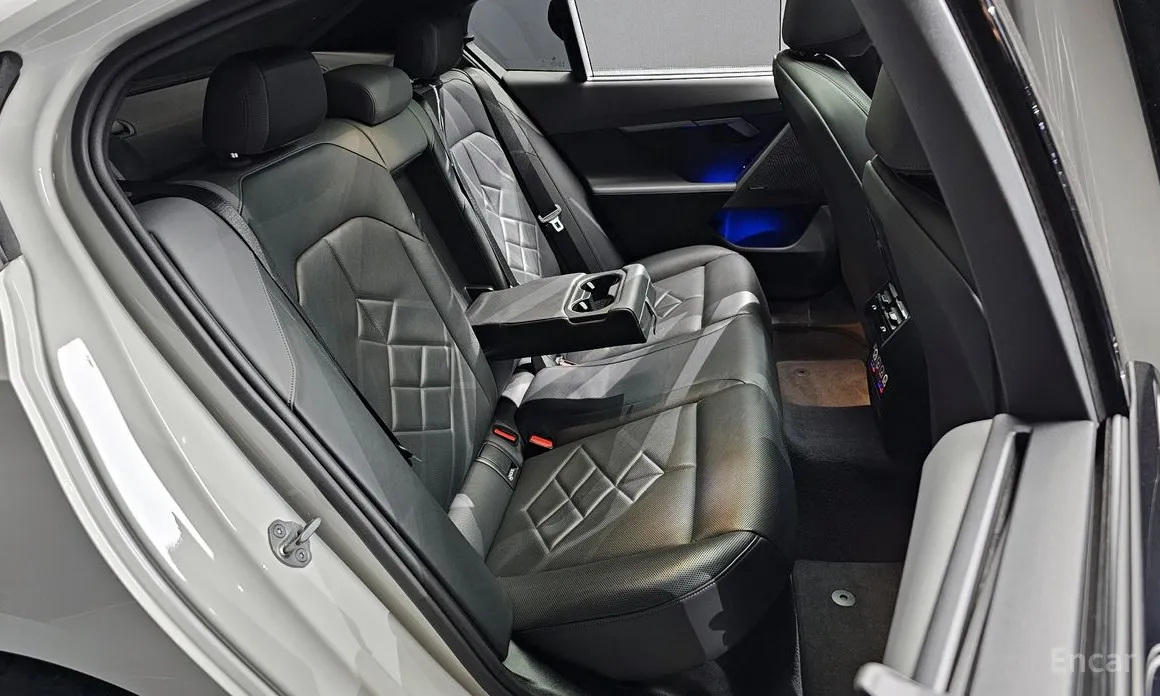 Фото 12 - BMW 5 Series