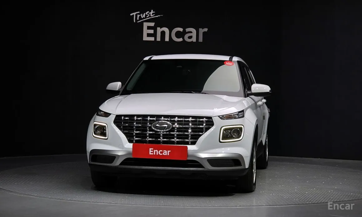 Фото 3 - Hyundai Venue