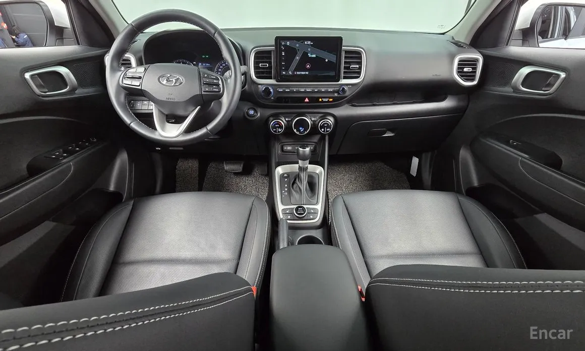 Фото 7 - Hyundai Venue