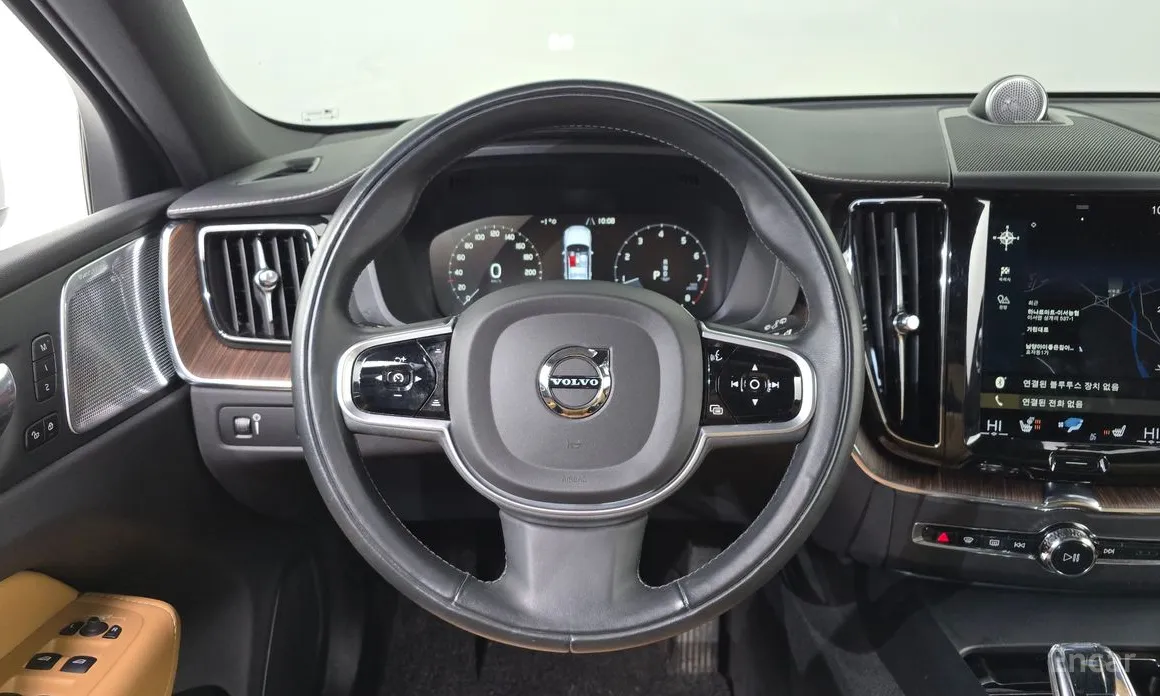 Фото 13 - Volvo XC60