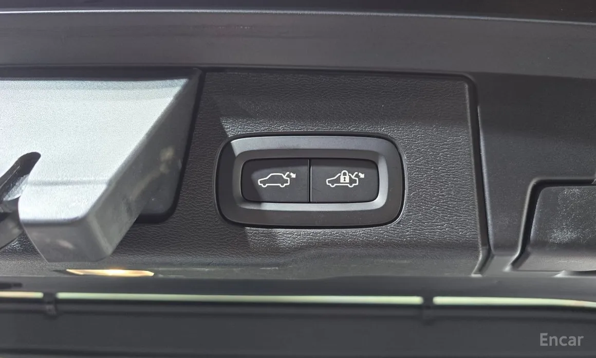 Фото 20 - Volvo XC60