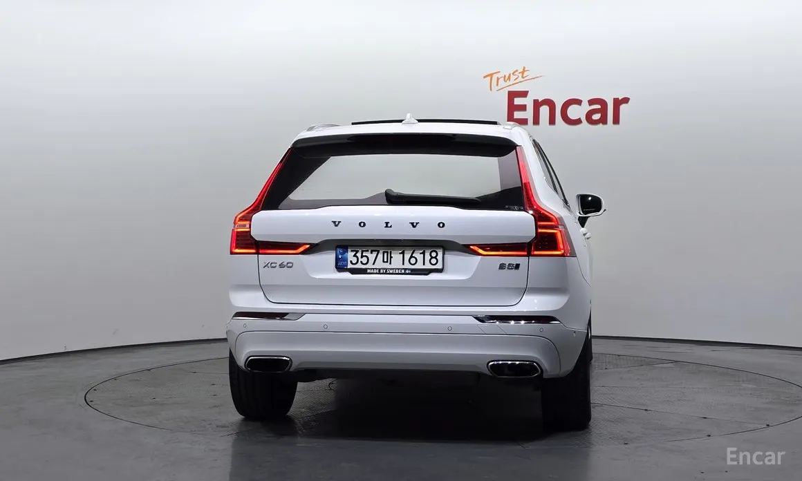 Фото 4 - Volvo XC60