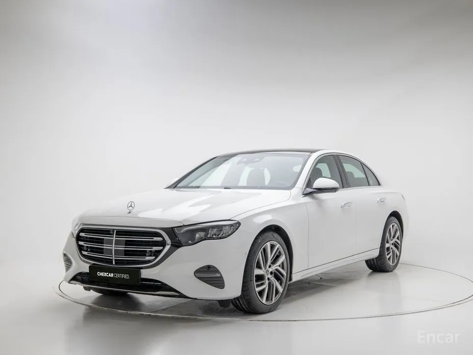 Фото 1 - Mercedes-Benz E-Class