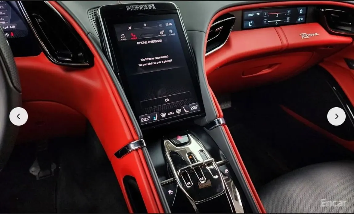 Фото 14 - Ferrari Roma