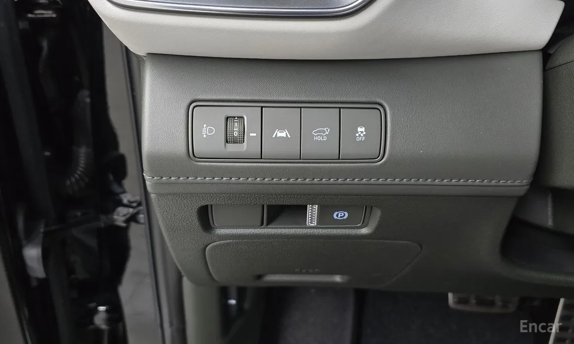 Фото 16 - Hyundai Santa Fe