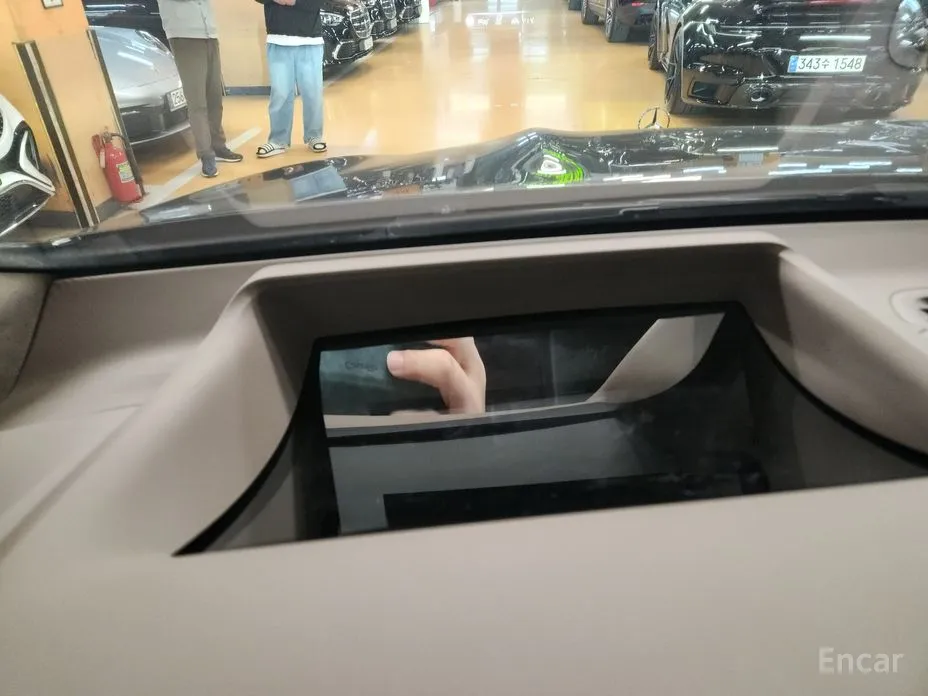 Фото 13 - Mercedes-Benz EQS