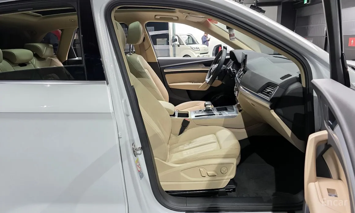 Фото 10 - Audi Q5