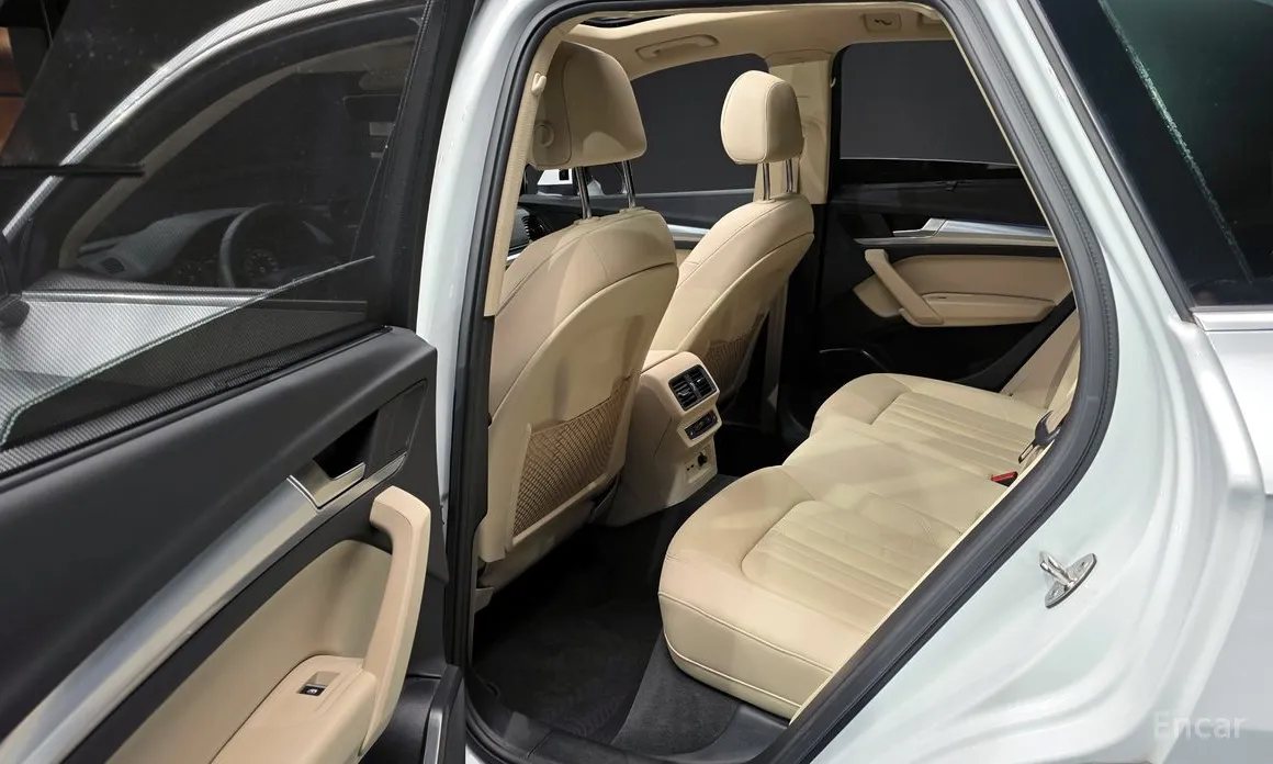 Фото 12 - Audi Q5