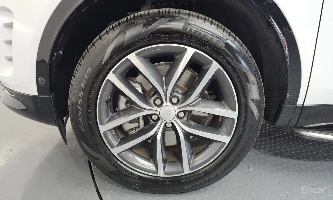 Фото 5 - Land Rover Discovery Sport