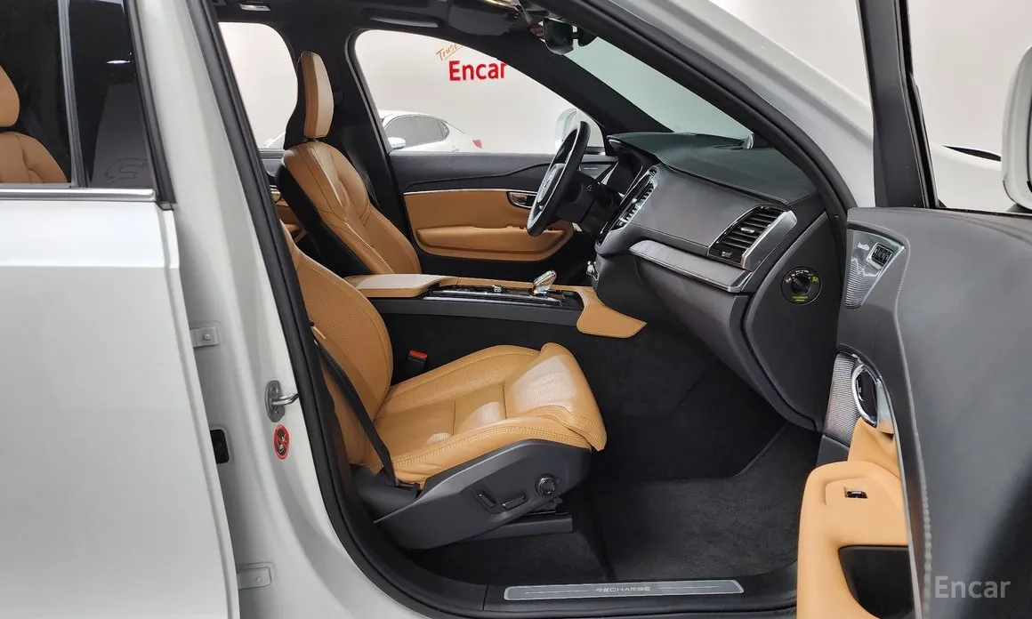 Фото 11 - Volvo XC90