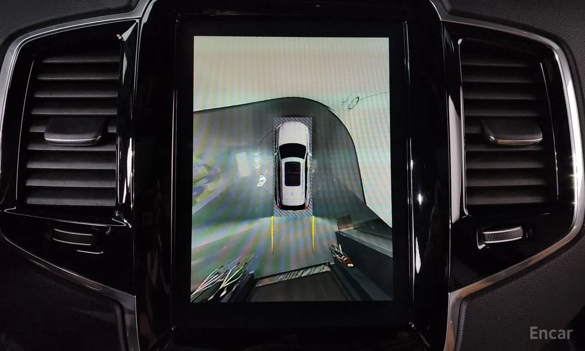 Фото 15 - Volvo XC90