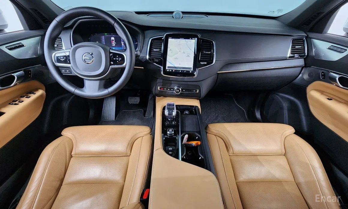 Фото 7 - Volvo XC90