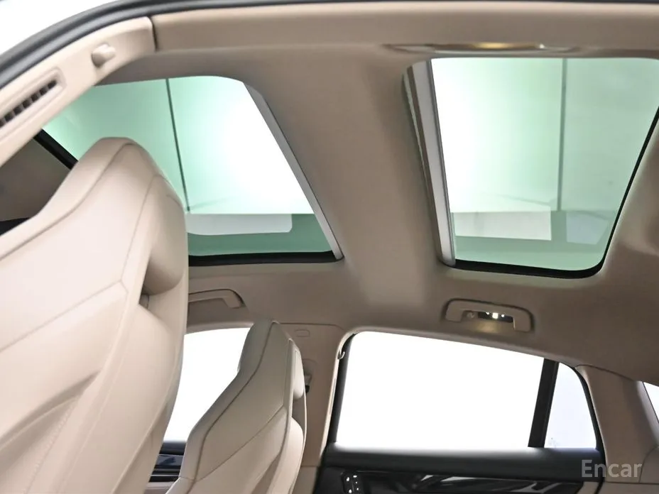 Фото 19 - Porsche Panamera