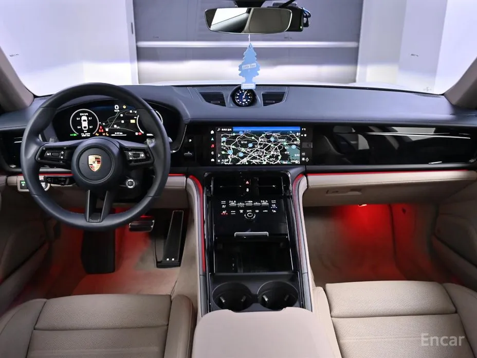 Фото 7 - Porsche Panamera