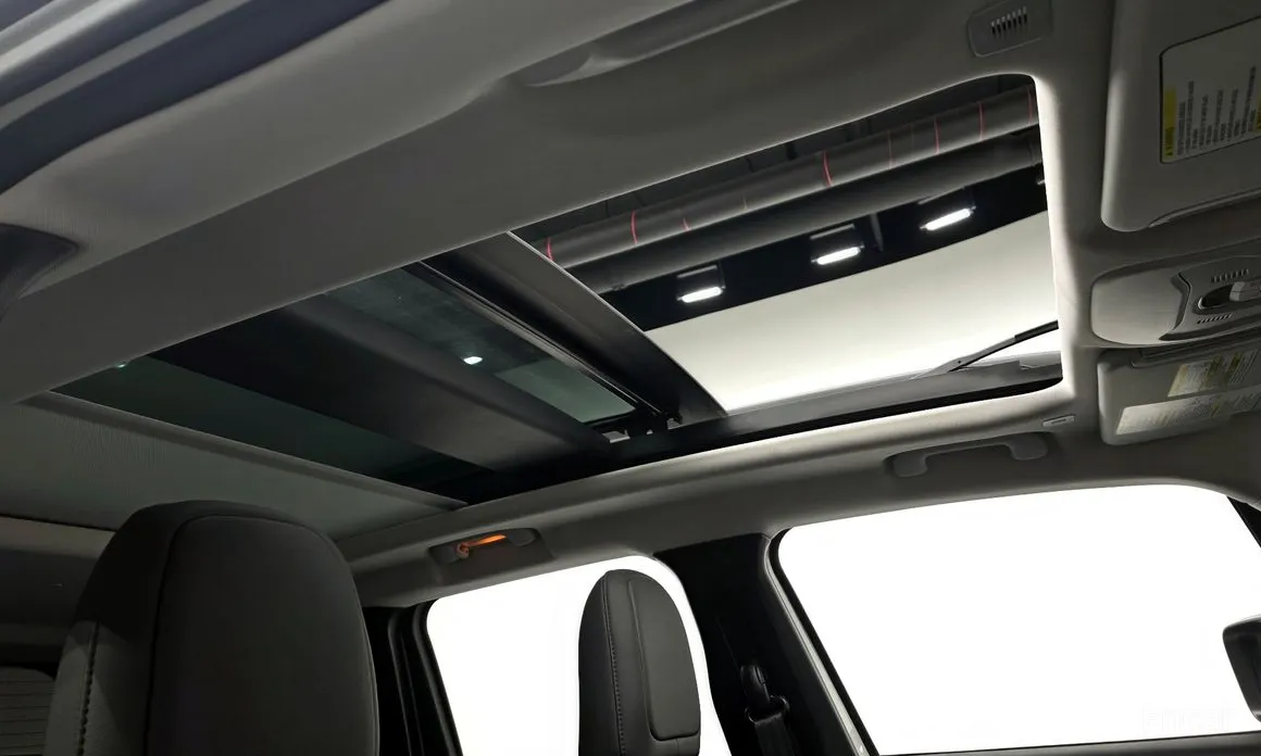 Фото 18 - Jeep Renegade