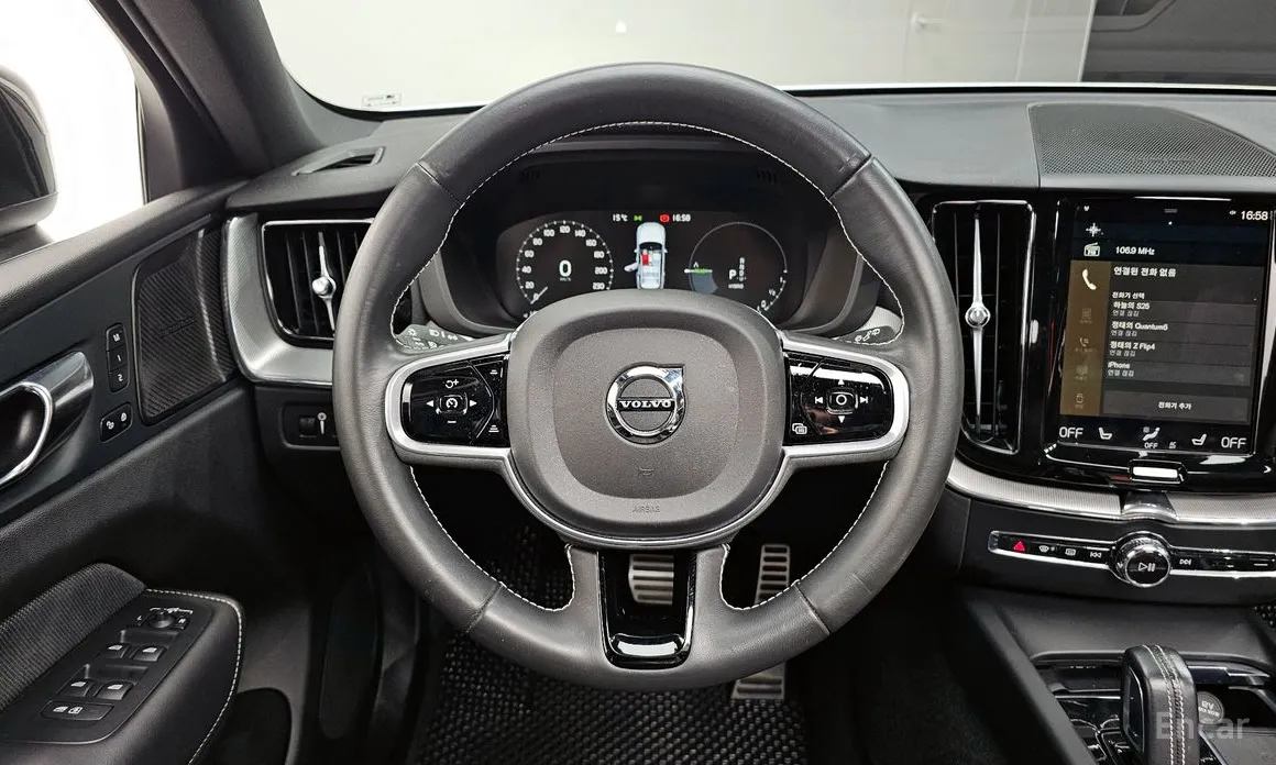 Фото 13 - Volvo XC60