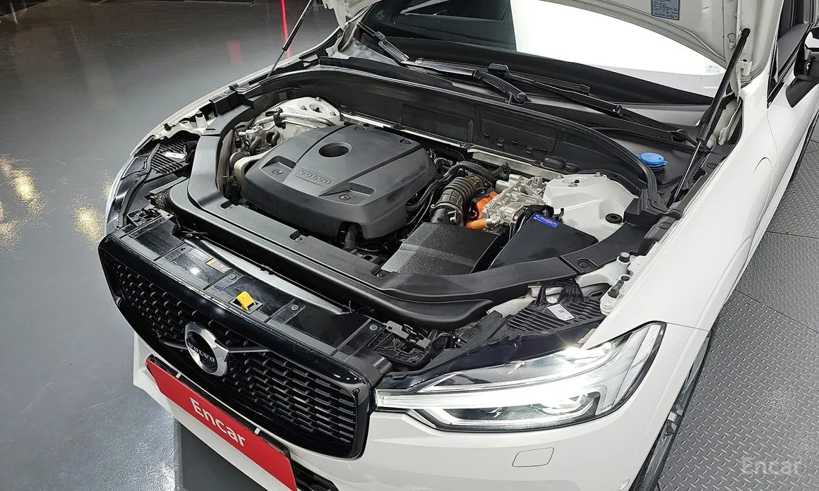 Фото 6 - Volvo XC60