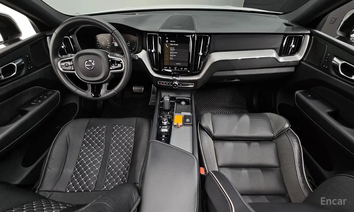 Фото 7 - Volvo XC60