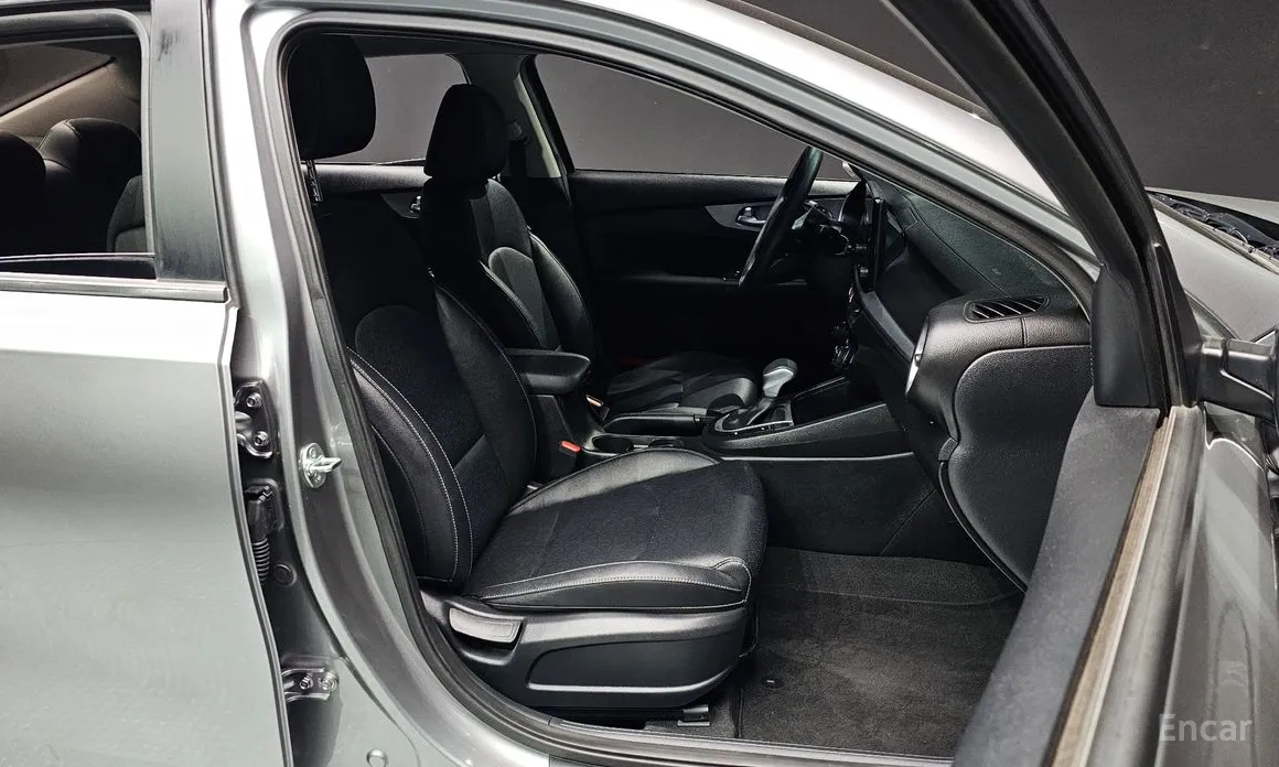 Фото 10 - Kia K3