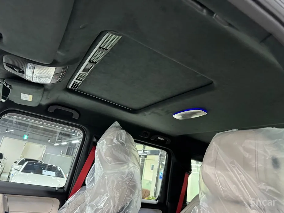 Фото 13 - Mercedes-Benz G-Class