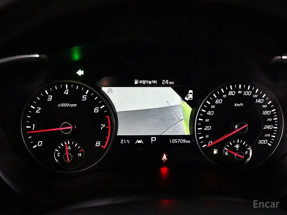 Фото 19 - Kia Stinger