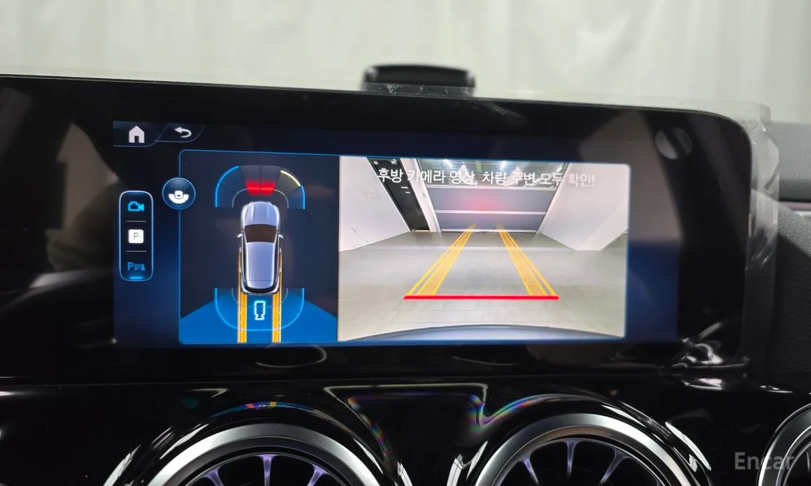 Фото 15 - Mercedes-Benz GLA-Class