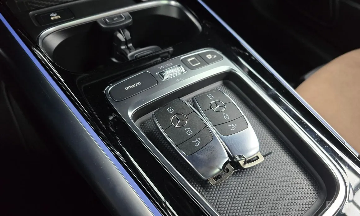 Фото 9 - Mercedes-Benz GLA-Class