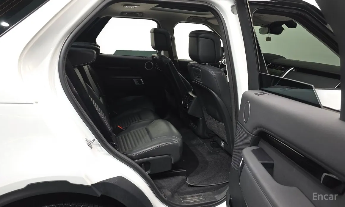 Фото 12 - Land Rover Discovery