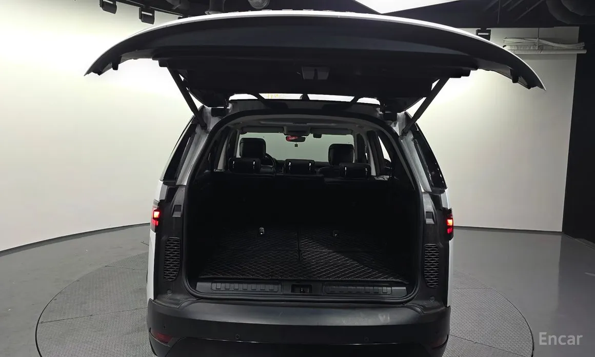 Фото 20 - Land Rover Discovery