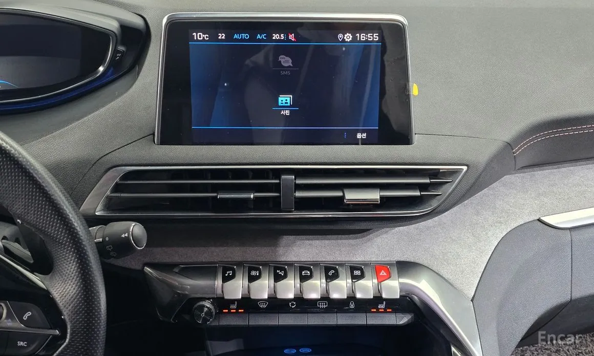 Фото 14 - Peugeot 3008