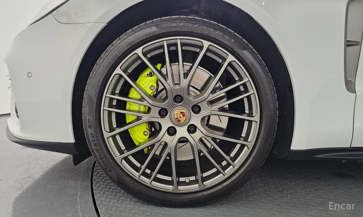Porsche Panamera 2017 2.9 AWD E-Hybrid Platinum Edition