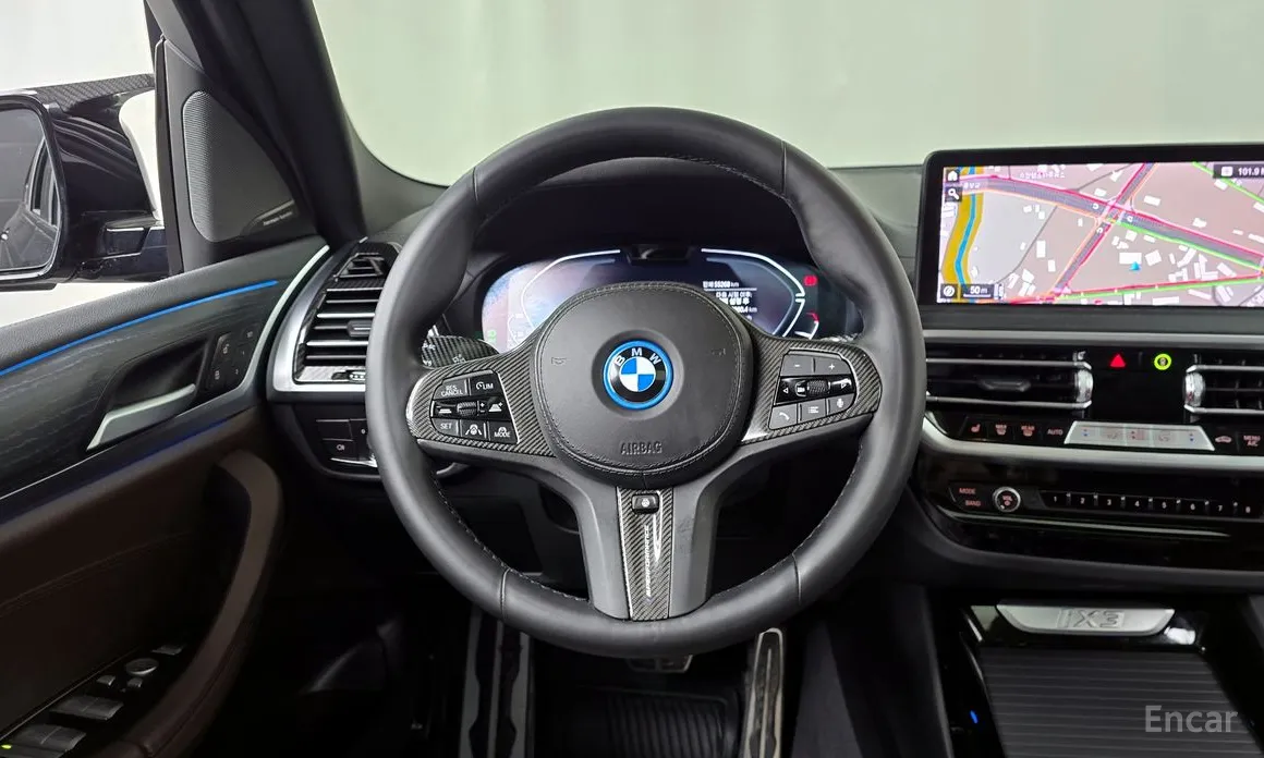 Фото 13 - BMW iX3