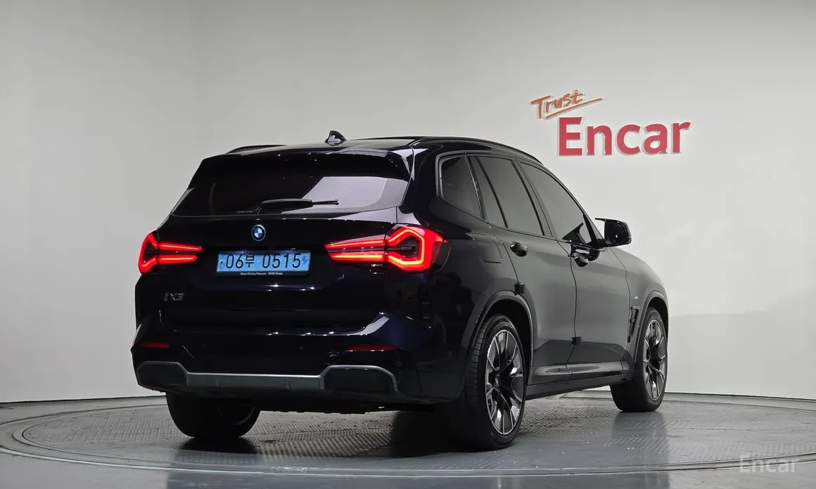 Фото 2 - BMW iX3
