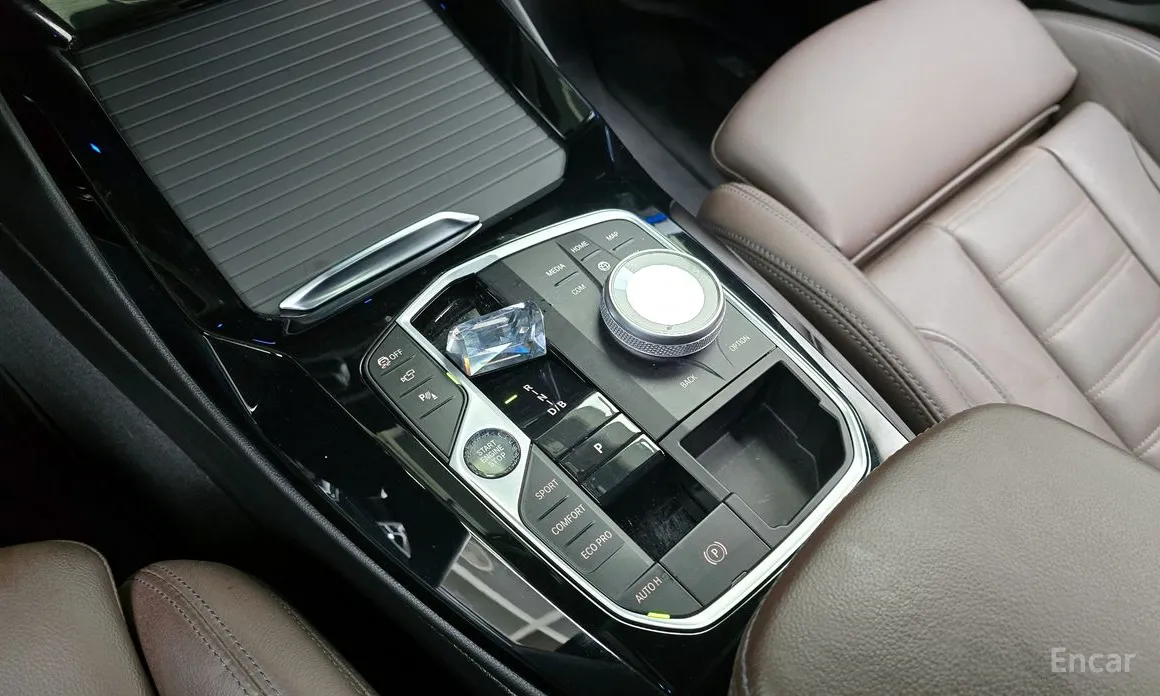 Фото 9 - BMW iX3