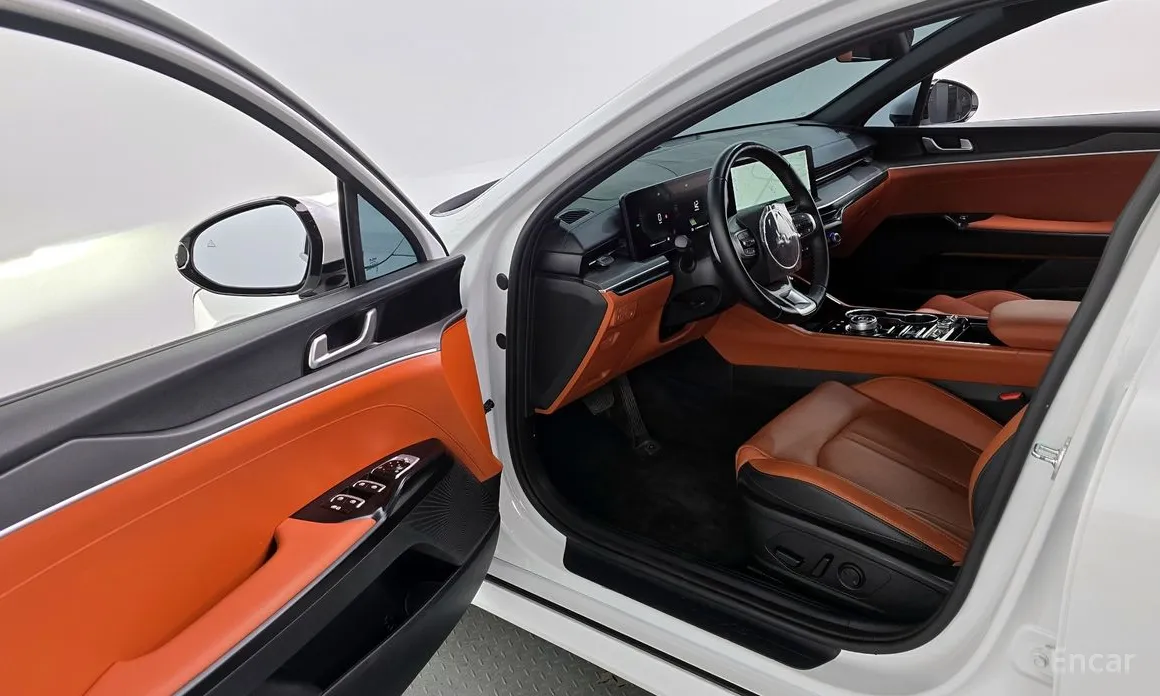 Фото 10 - Kia K5