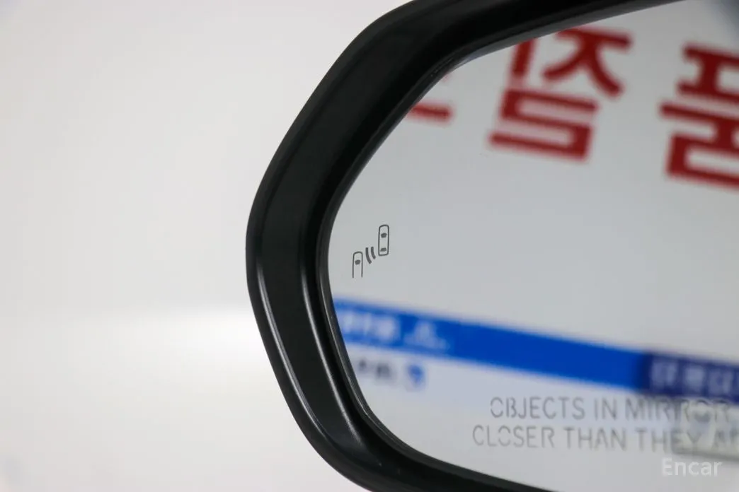 Фото 14 - Toyota Camry