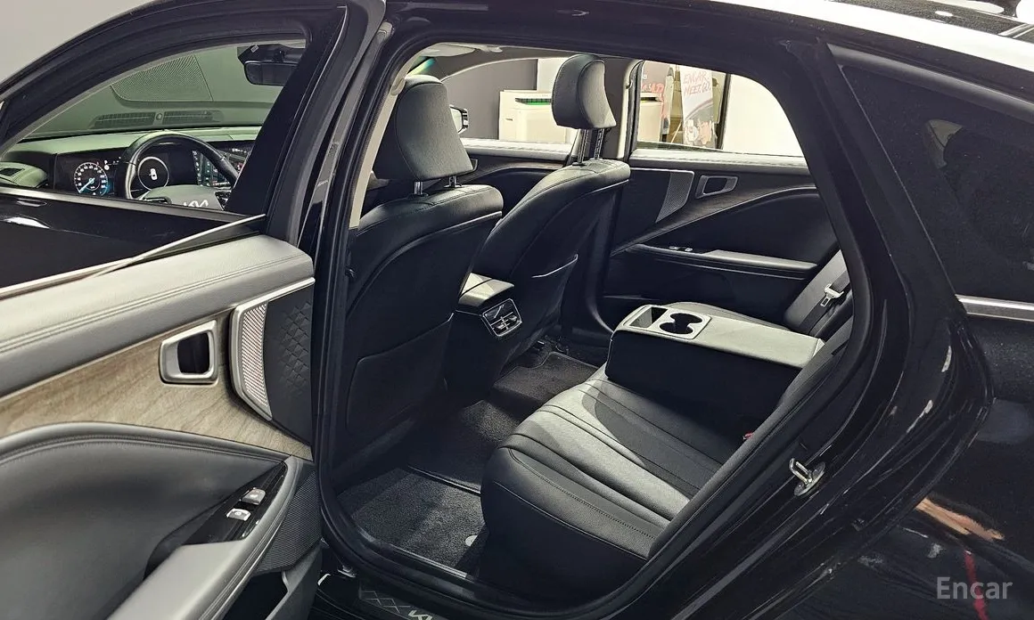 Фото 11 - Kia K8