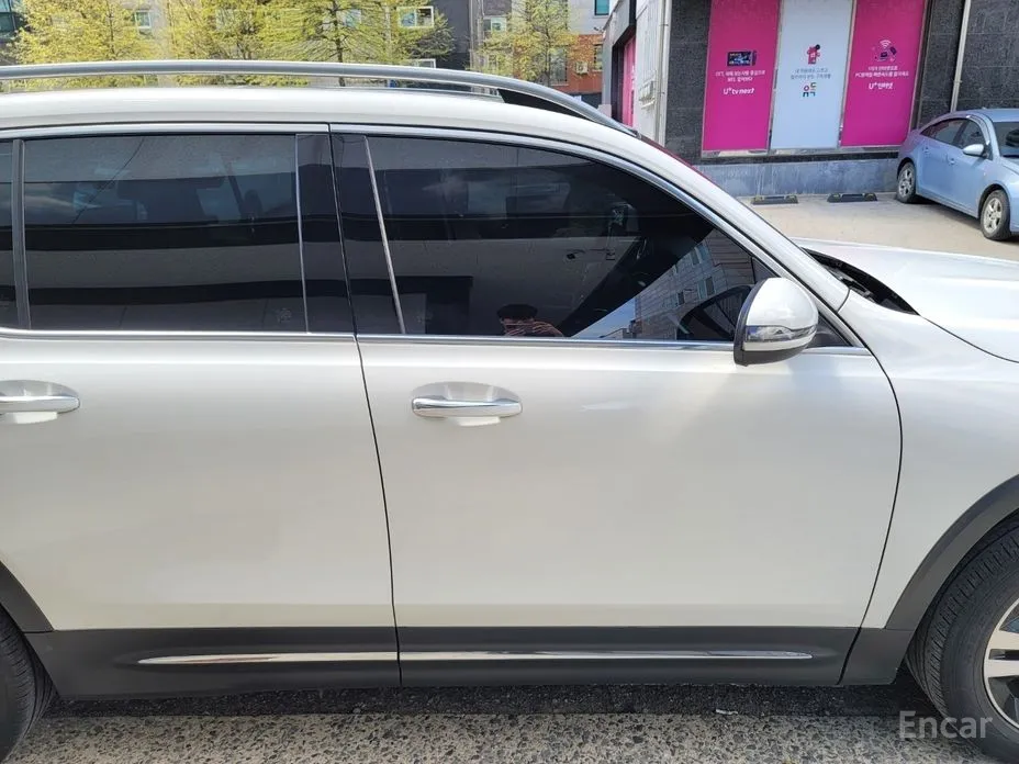 Фото 13 - Mercedes-Benz GLB-Class