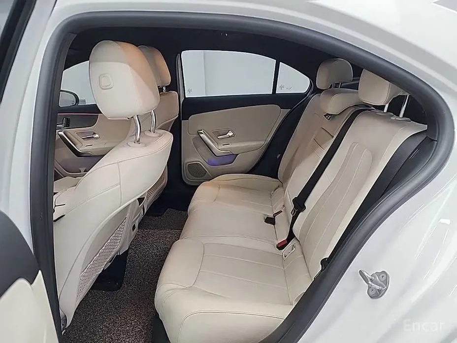 Фото 12 - Mercedes-Benz A-Class