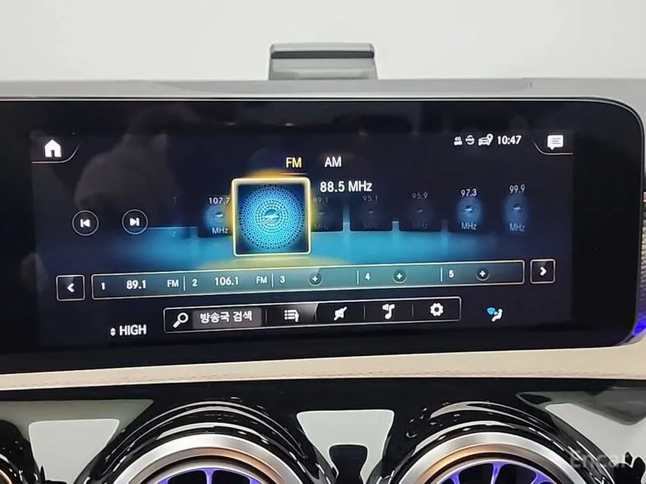 Фото 13 - Mercedes-Benz A-Class